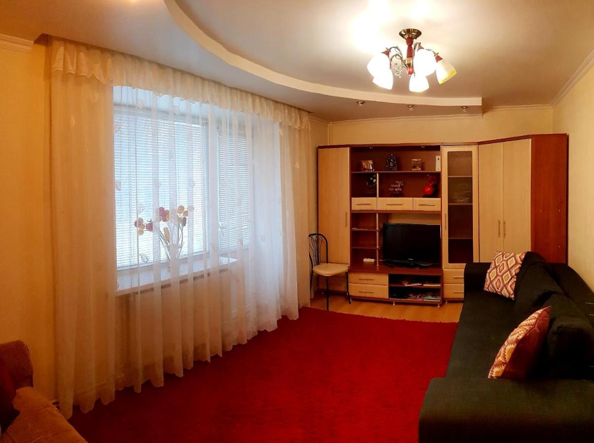 Topilche Apartment Ternopil Buitenkant foto